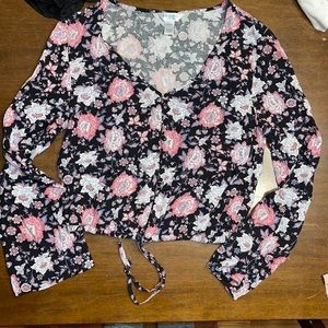 Long sleeve flower shirt